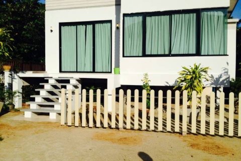 Land in Surat Thani, Thailand 452 sq.m. № 173136 - photo 2