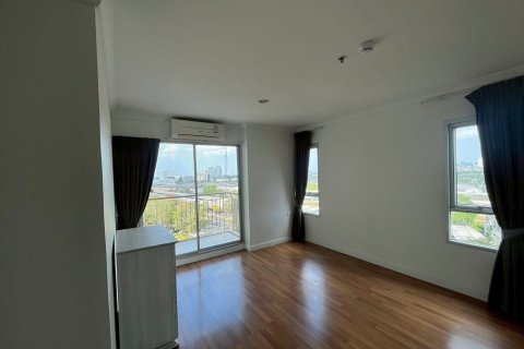 Condo à Huai Khwang, Bangkok, Thaïlande, 2 chambres  № 173133 - photo 2