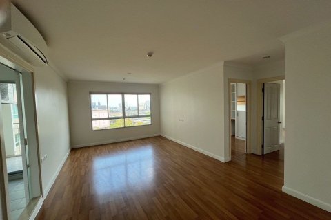 Condo à Huai Khwang, Bangkok, Thaïlande, 2 chambres  № 173133