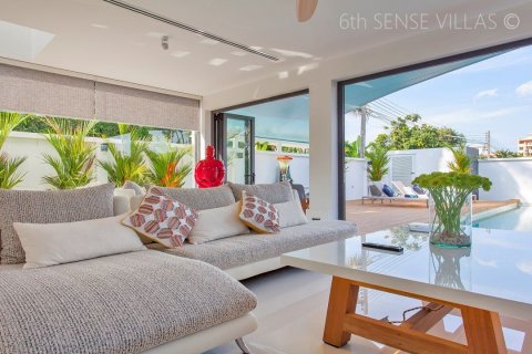 Villa in Phuket, Thailand 4 bedrooms № 173134 - photo 21