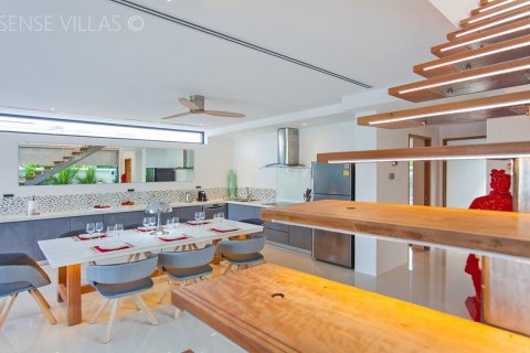 Villa in Phuket, Thailand 4 bedrooms № 173134 - photo 3