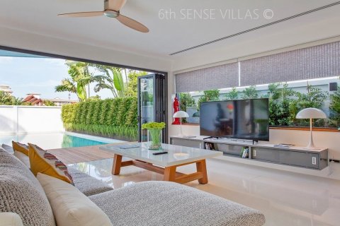 Villa in Phuket, Thailand 4 bedrooms № 173134 - photo 19