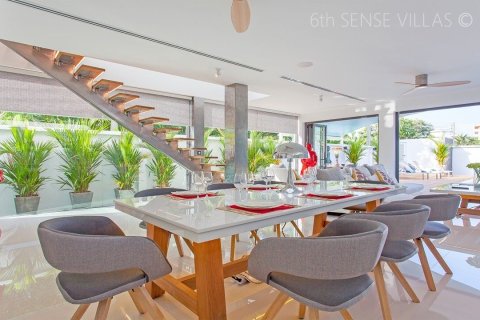 Villa in Phuket, Thailand 4 bedrooms № 173134 - photo 23