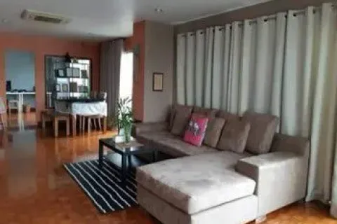 Кондоминиум с 2 спальнями в Ваттхане, Бангкок, Таиланд № 152718 - фото 2