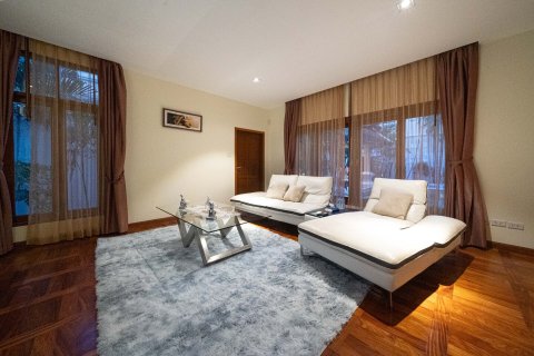 Villa à Pattaya, Thaïlande 4 chambres № 152720 - photo 10