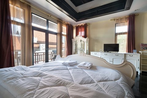 Villa à Pattaya, Thaïlande 4 chambres № 152720 - photo 18