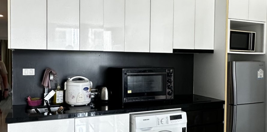 Condo in Pattaya, Thailand, 3 bedrooms  № 171719