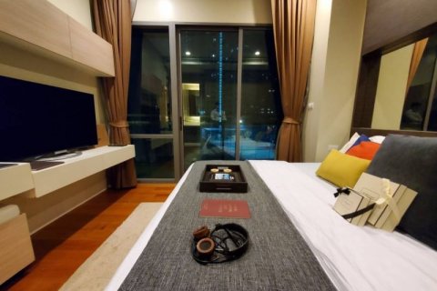 Condo in Bangkok, Thailand, 2 bedrooms  № 143445 - photo 9