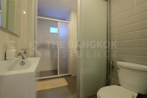 Condo in Bangkok, Thailand, 2 bedrooms № 184868 - photo 4