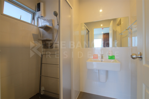 Condo in Bangkok, Thailand, 2 bedrooms № 184868 - photo 6