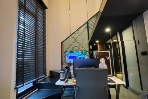 Duplex in Sathon, Bangkok, Thailand 1 Schlafzimmer № 219848 - Foto 1
