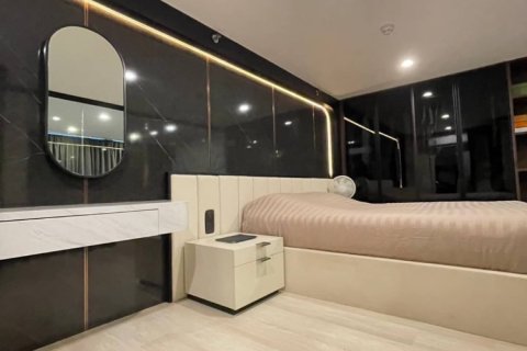 Duplex in Sathon, Bangkok, Thailand 1 Schlafzimmer № 219848 - Foto 5