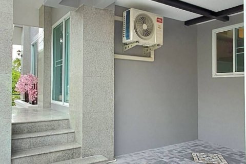 Maison à San Sai, Thaïlande 3 chambres № 162130 - photo 5