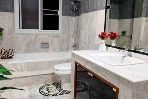 Maison à San Sai, Thaïlande 3 chambres № 162130 - photo 21