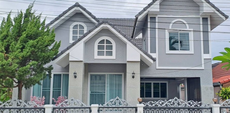 Maison à San Sai, Thaïlande 3 chambres № 162130