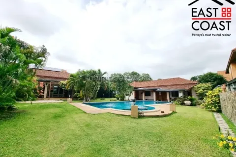 Casa de 5 dormitorios en Pattaya, Tailandia № 213691