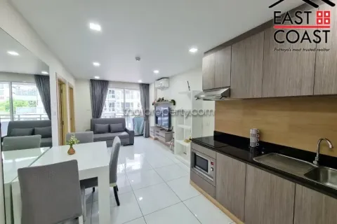 Condominio de 2 dormitorios en Pattaya, Tailandia № 213695 - foto 4