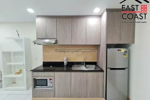 Condominio de 2 dormitorios en Pattaya, Tailandia № 213695 - foto 3