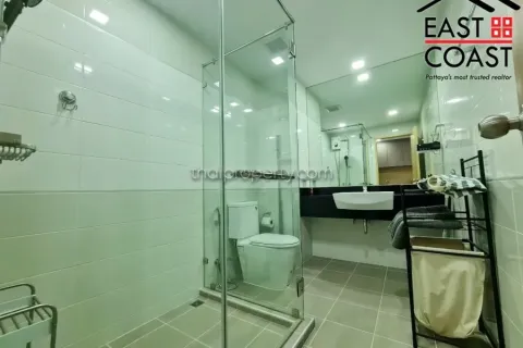 Condominio de 2 dormitorios en Pattaya, Tailandia № 213695 - foto 5