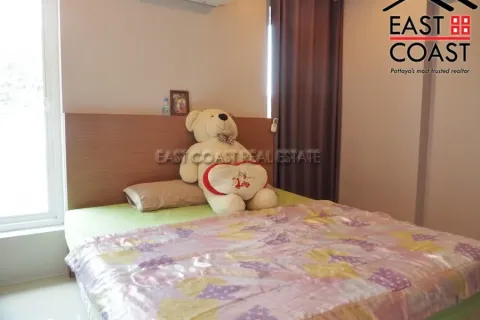 Casa de 4 dormitorios en Pattaya, Tailandia № 213696 - foto 13