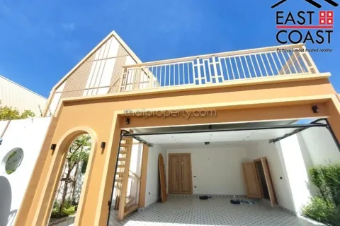 Casa de 3 dormitorios en Pattaya, Tailandia № 213690