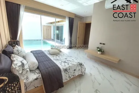 Casa de 3 dormitorios en Pattaya, Tailandia № 213690 - foto 18