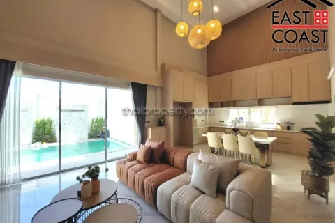 Casa de 3 dormitorios en Pattaya, Tailandia № 213690 - foto 2