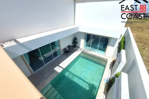 Casa de 3 dormitorios en Pattaya, Tailandia № 213690 - foto 24