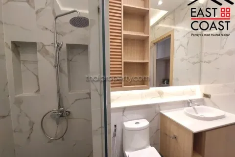 Casa de 3 dormitorios en Pattaya, Tailandia № 213690 - foto 12