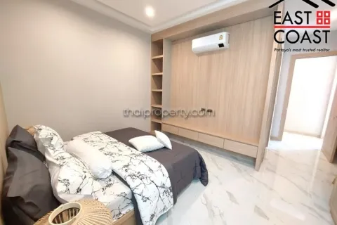 Casa de 3 dormitorios en Pattaya, Tailandia № 213690 - foto 8