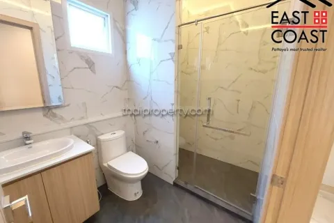 Casa de 3 dormitorios en Pattaya, Tailandia № 213690 - foto 17