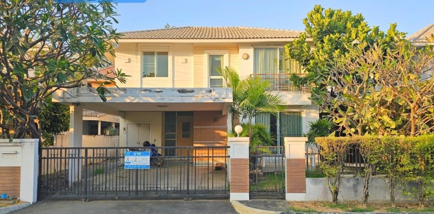 House in Bang Yai, Thailand 3 bedrooms № 157975