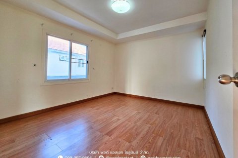 House in Bang Yai, Thailand 3 bedrooms № 157975 - photo 11