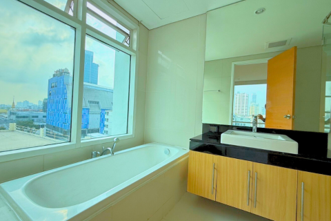 Condo à Khlong Toei, Bangkok, Thaïlande, 2 chambres  № 170804 - photo 14