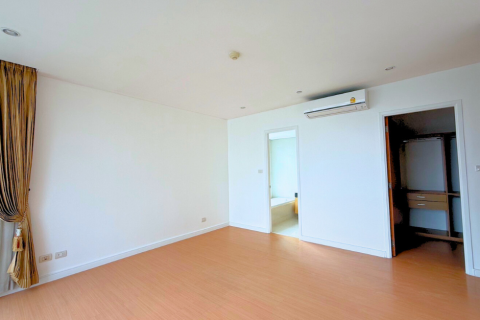 Condo à Khlong Toei, Bangkok, Thaïlande, 2 chambres  № 170804 - photo 15