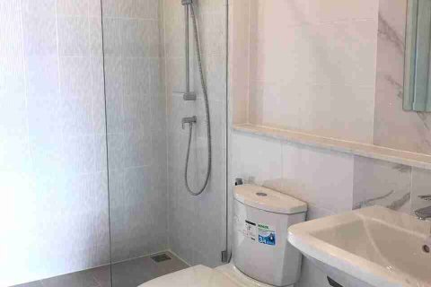 Condo in Bangkok, Thailand, 3 bedrooms  № 183306 - photo 3