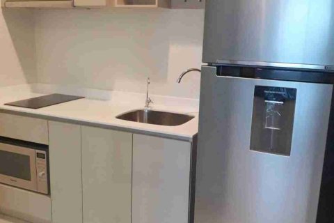 Condo in Bangkok, Thailand, 3 bedrooms  № 183306 - photo 15