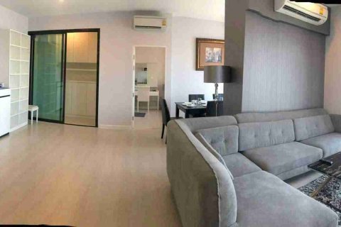 Condo in Bangkok, Thailand, 3 bedrooms  № 183306 - photo 7
