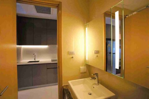 Condo in Bangkok, Thailand, 1 bedroom № 183300 - photo 4