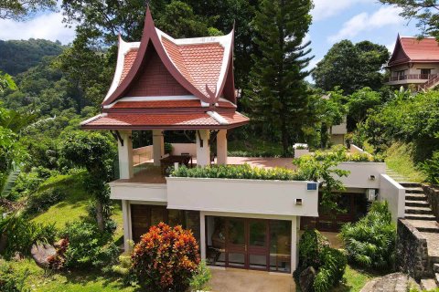 House in Kamala, Thailand 4 bedrooms № 180719 - photo 7