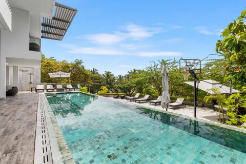 Duplex in Phuket, Thailand 4 bedrooms № 180721