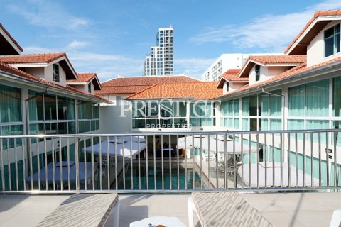 Propriété commerciale à Pattaya, Thaïlande 1500 m2 № 198425 - photo 4