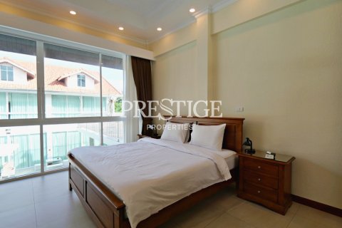 Propriété commerciale à Pattaya, Thaïlande 1500 m2 № 198425 - photo 16