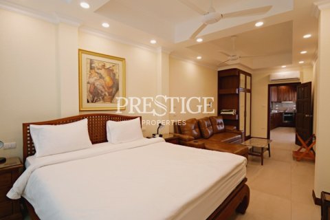 Propriété commerciale à Pattaya, Thaïlande 1500 m2 № 198425 - photo 11