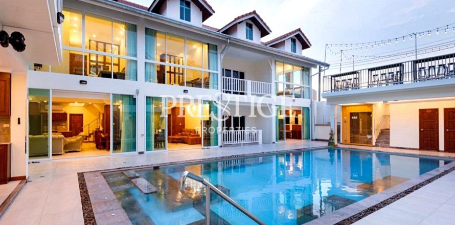 Propriété commerciale à Pattaya, Thaïlande 1500 m2 № 198425
