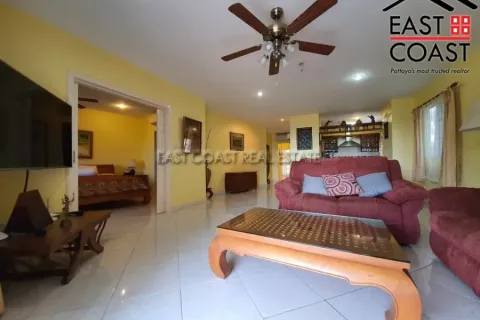 Condominio de 2 dormitorios en Pattaya, Tailandia № 213043