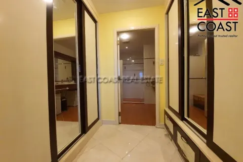 Condominio de 2 dormitorios en Pattaya, Tailandia № 213043 - foto 12