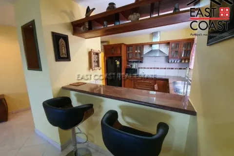 Condominio de 2 dormitorios en Pattaya, Tailandia № 213043 - foto 3