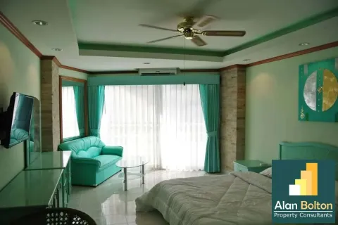 Estudio en el condominio en Jomtien Beach, Pattaya, Tailandia № 211025 - foto 2