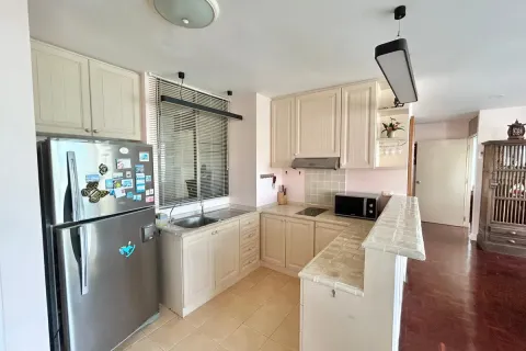 Condominio de 2 dormitorios en Jomtien Beach, Pattaya, Tailandia № 211024 - foto 21